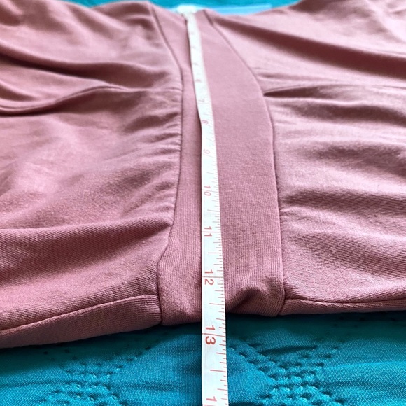 off shoulders pink stretchable jumpsuit - Picture 10 of 12